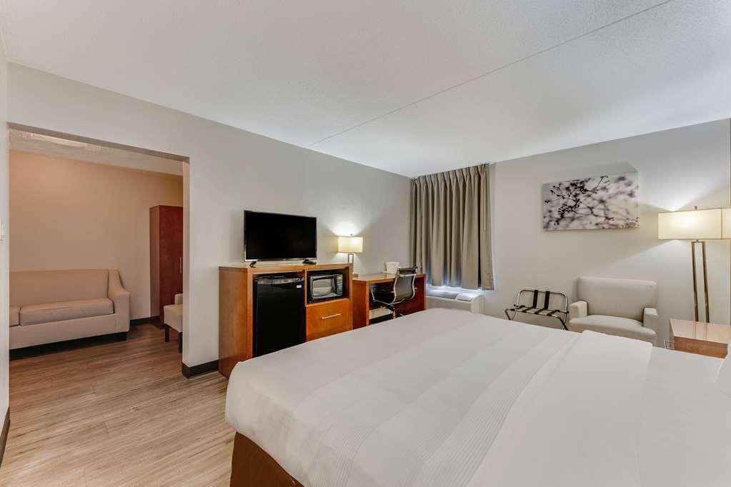 Quality Inn Ийстън Стая снимка